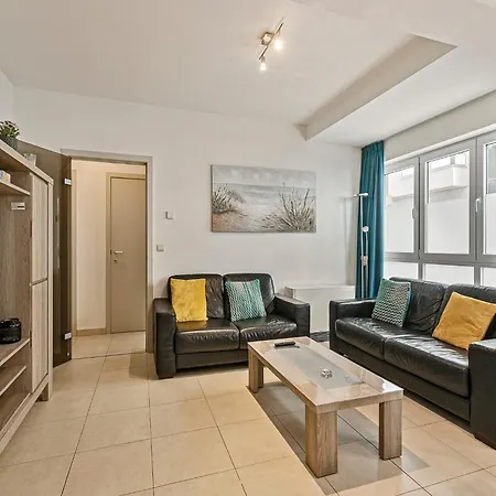 Barc In Apartment